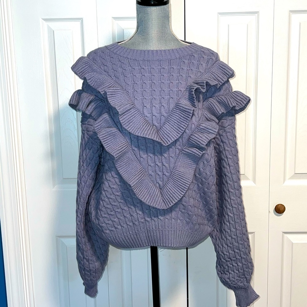 WOMEN'S By Egreis Ruffle Sweater NWT Large